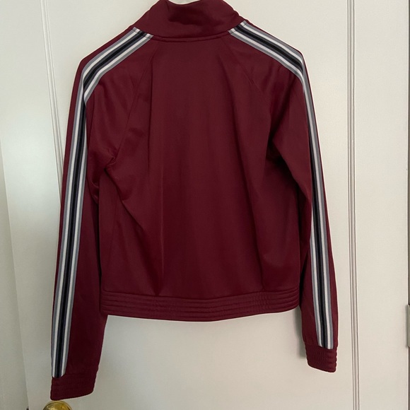 Mondetta Ritzy Port Striped Cropped Athletic Jacket - Picture 2 of 7